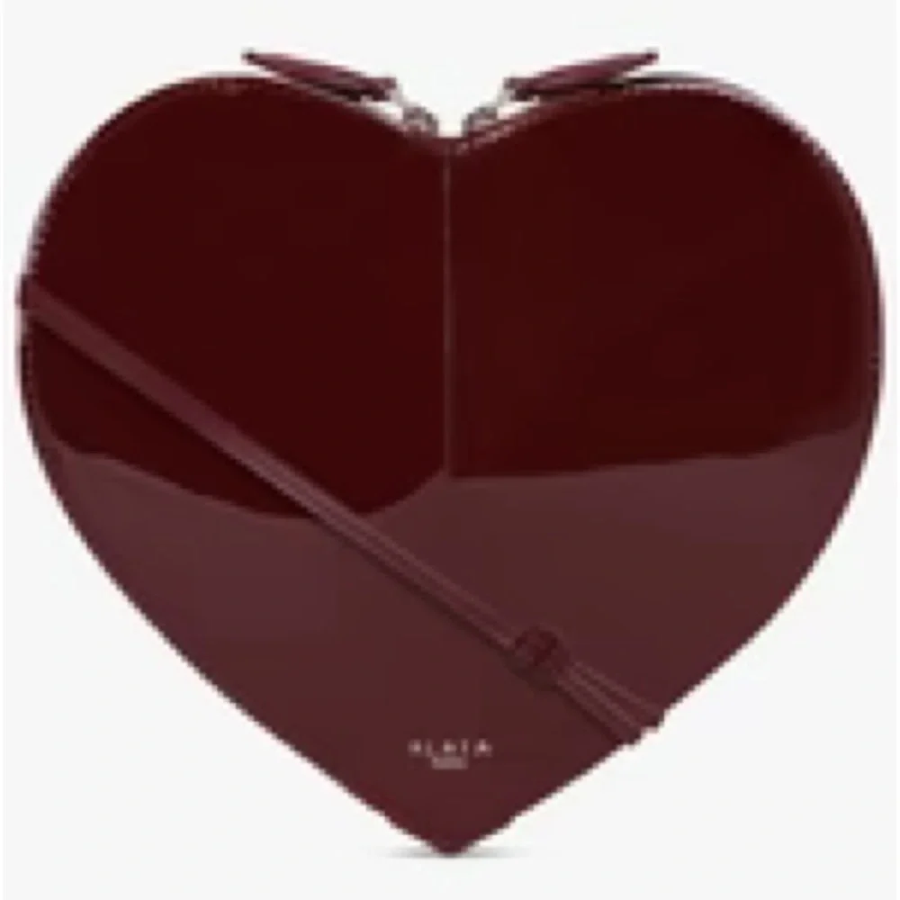 Alaïa Le Coeur patent leather crossbody bag - Picture 5 of 5